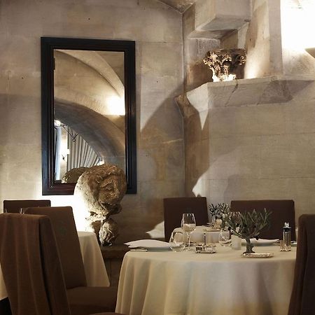 Hotel Baumaniere Les Baux De Provence Экстерьер фото